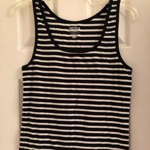 NWOT Old Navy tank